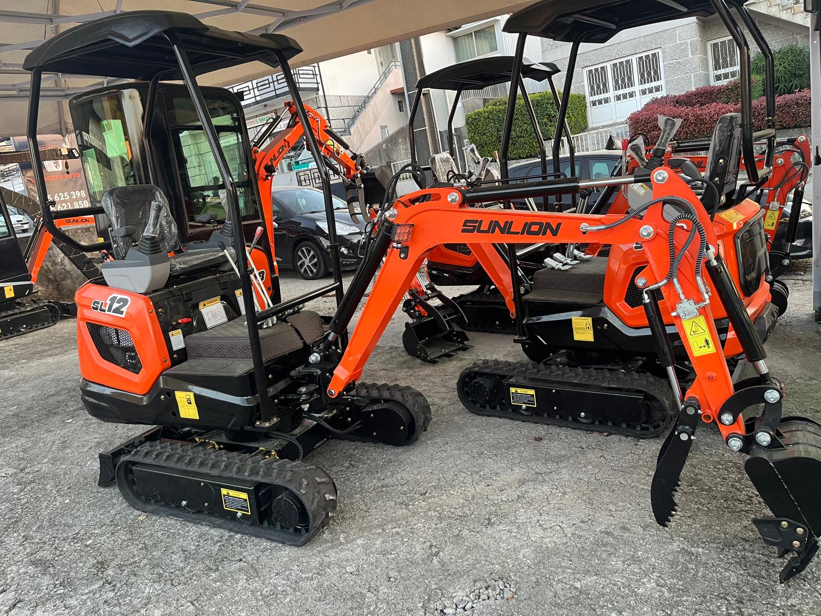 Mini Escavadora SL 12 sem cabine
